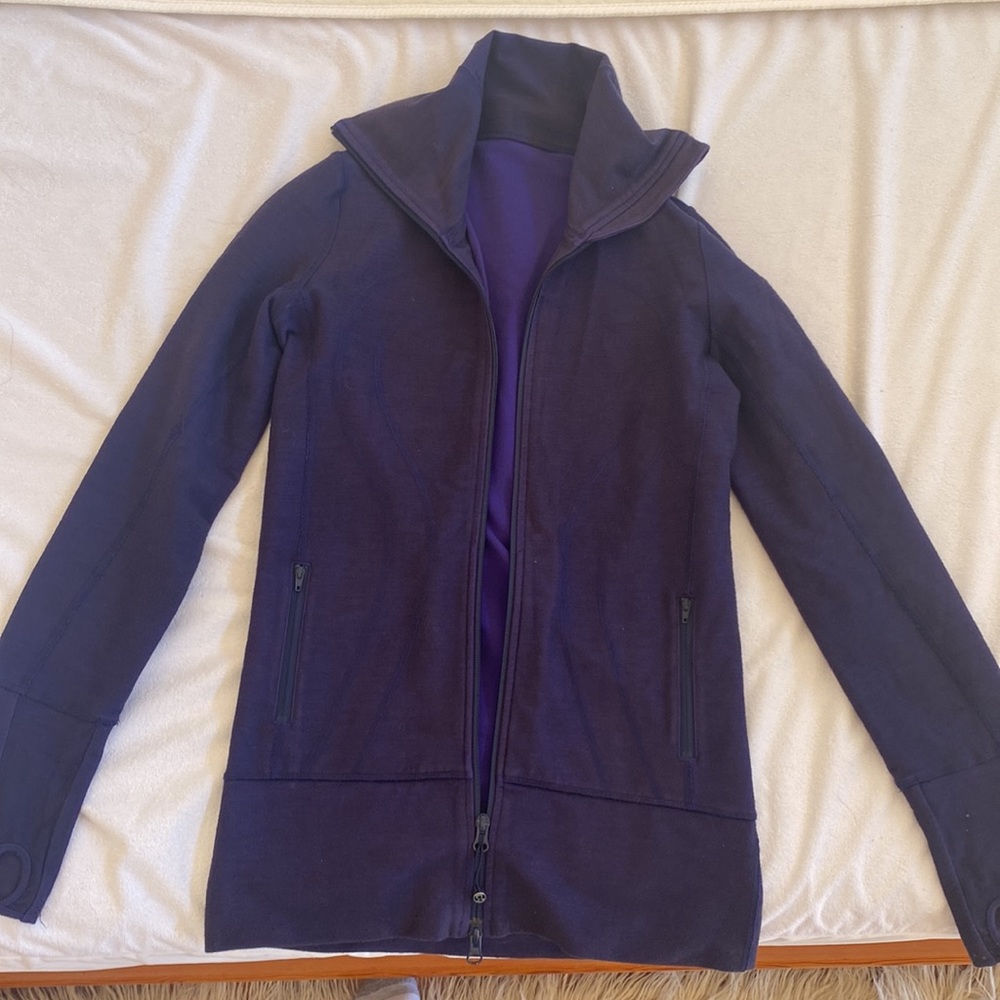 LULULEMON JACKET! Style not sold anymore